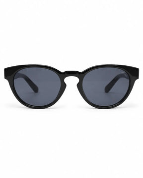 Óculos de sol unissex arredondado preto modelo Bristol LURVANI, com lentes fumê, vista frontal em fundo branco.