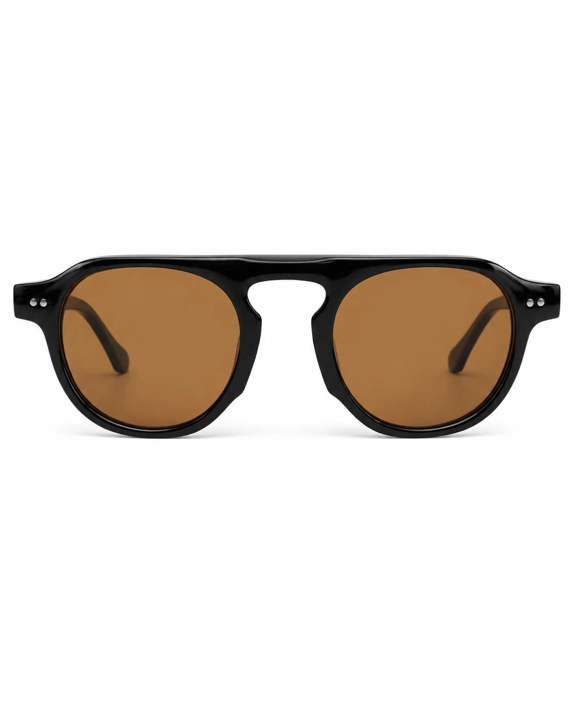 Óculos de sol unissex quadrado preto modelo Âmbar LURVANI, com lentes âmbar, vista frontal em fundo branco.